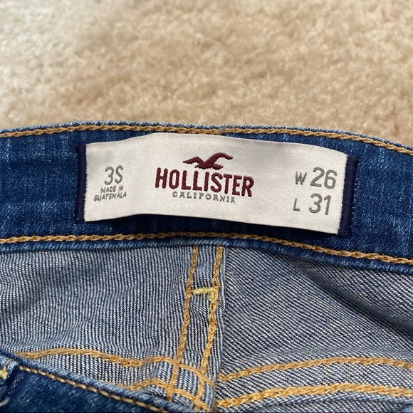 Hollister Low-rise Blue Boot-Cut Jeans, Size 3 - Picture 4 of 10